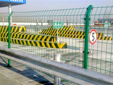 高速公路圍欄
